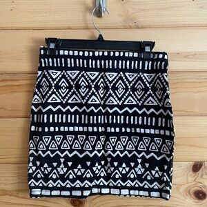 Forever 21 Geometric Black and White Mini Skirt